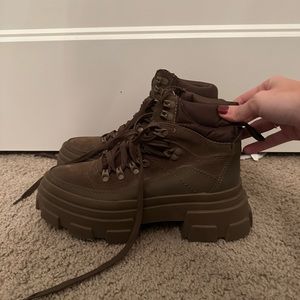 Zara Olive Boots | Size 39